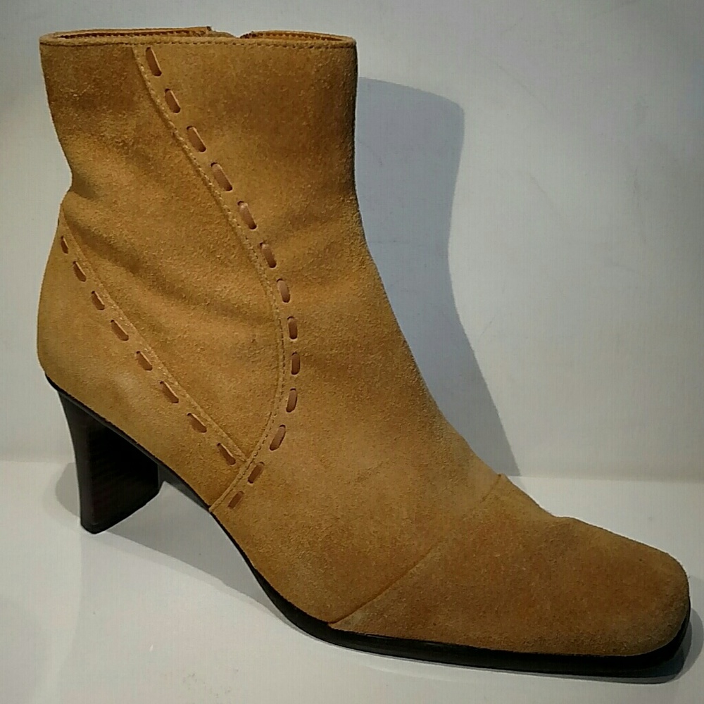 Fitzwell booties